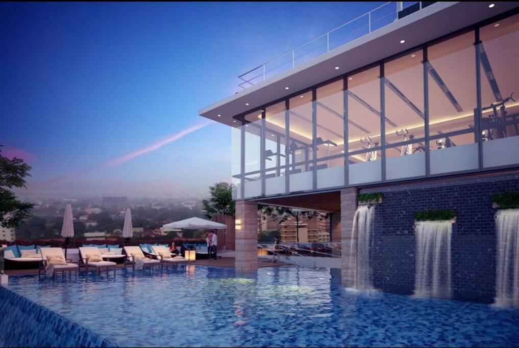 High Class 1br At One Euphoria Apartment *
