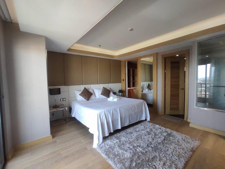 High Class 1br At One Euphoria *