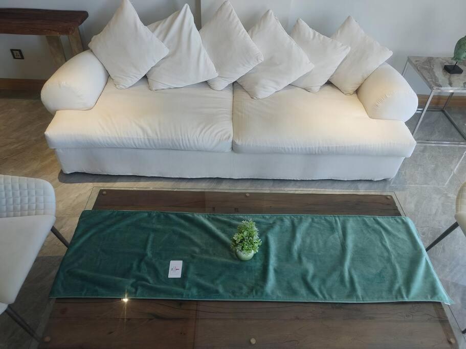 Apartment High Class 1br At One Euphoria *