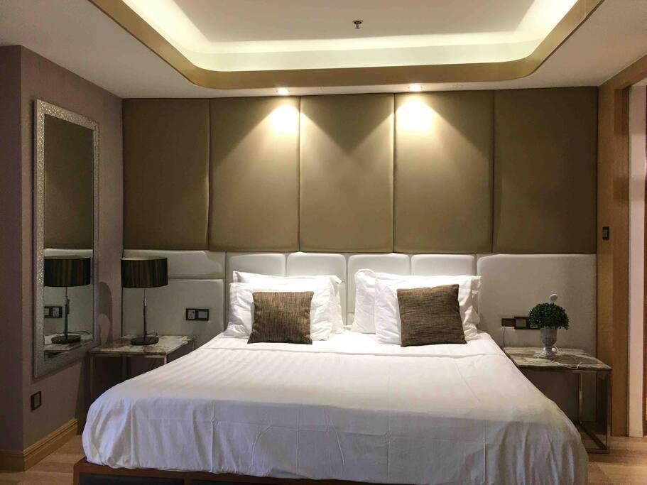 High Class 1br At One Euphoria *