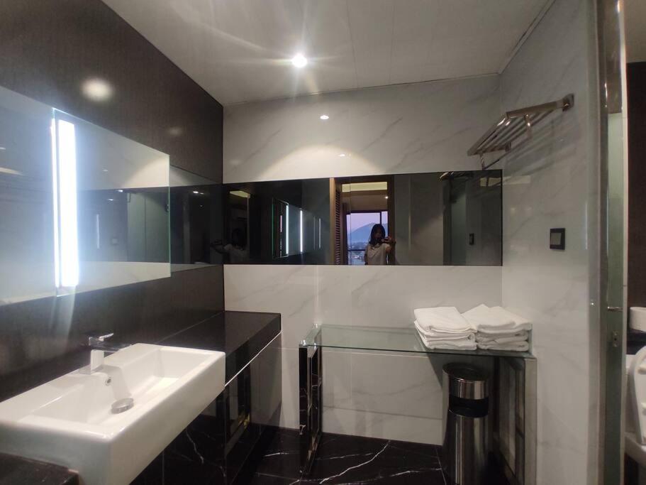 High Class 1br At One Euphoria * Angeles