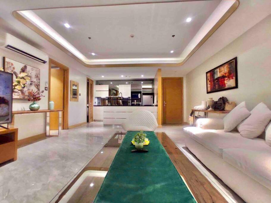 High Class 1br At One Euphoria