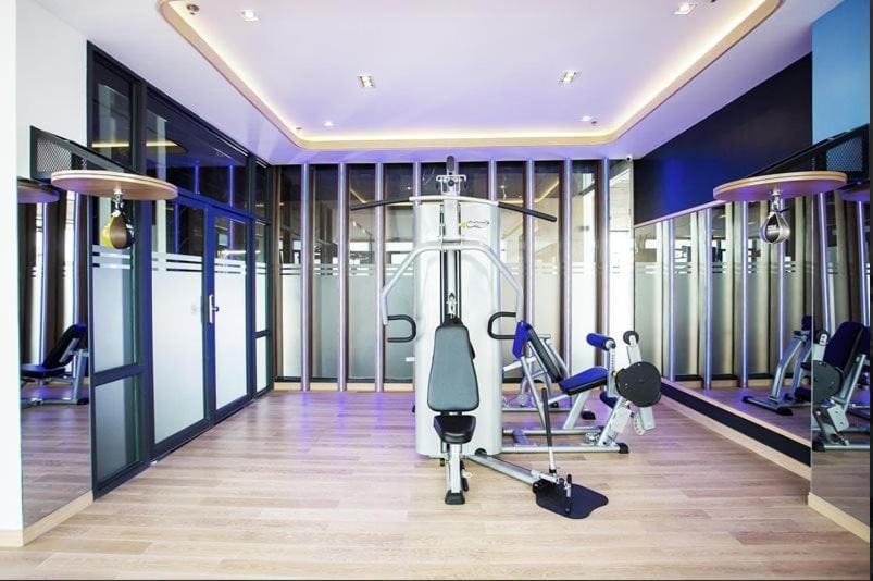 Apartment High Class 1br At One Euphoria Angeles