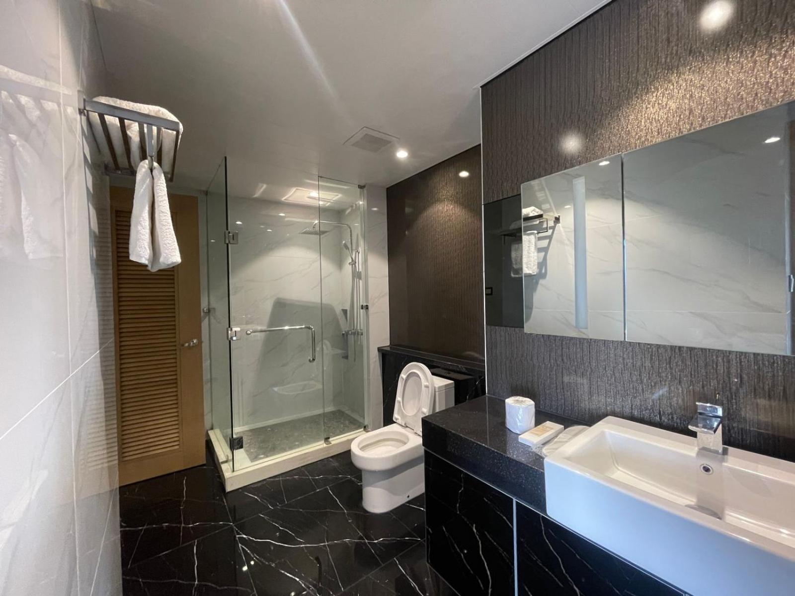 High Class 1br At One Euphoria Angeles
