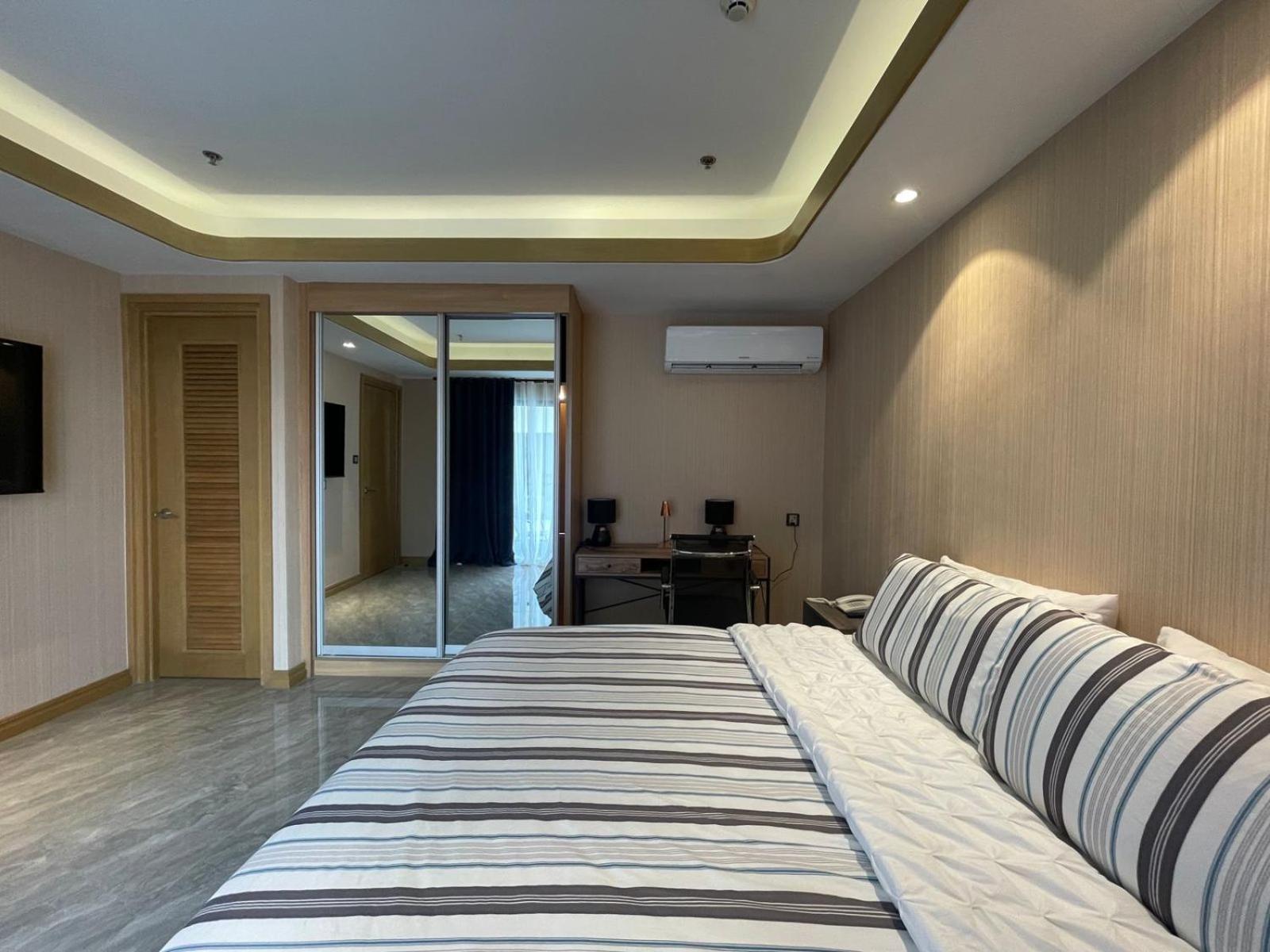 High Class 1br At One Euphoria Apartment