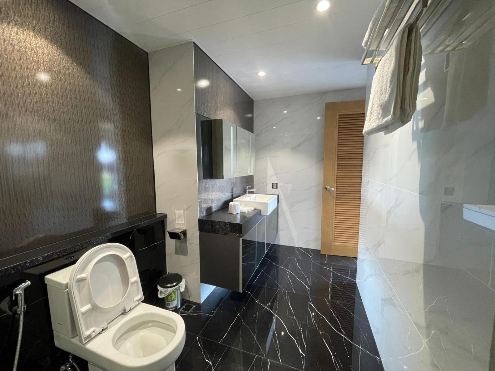 High Class 1br At One Euphoria Angeles