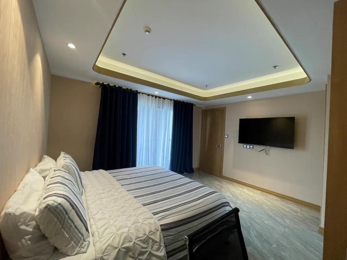 Apartment High Class 1br At One Euphoria Angeles